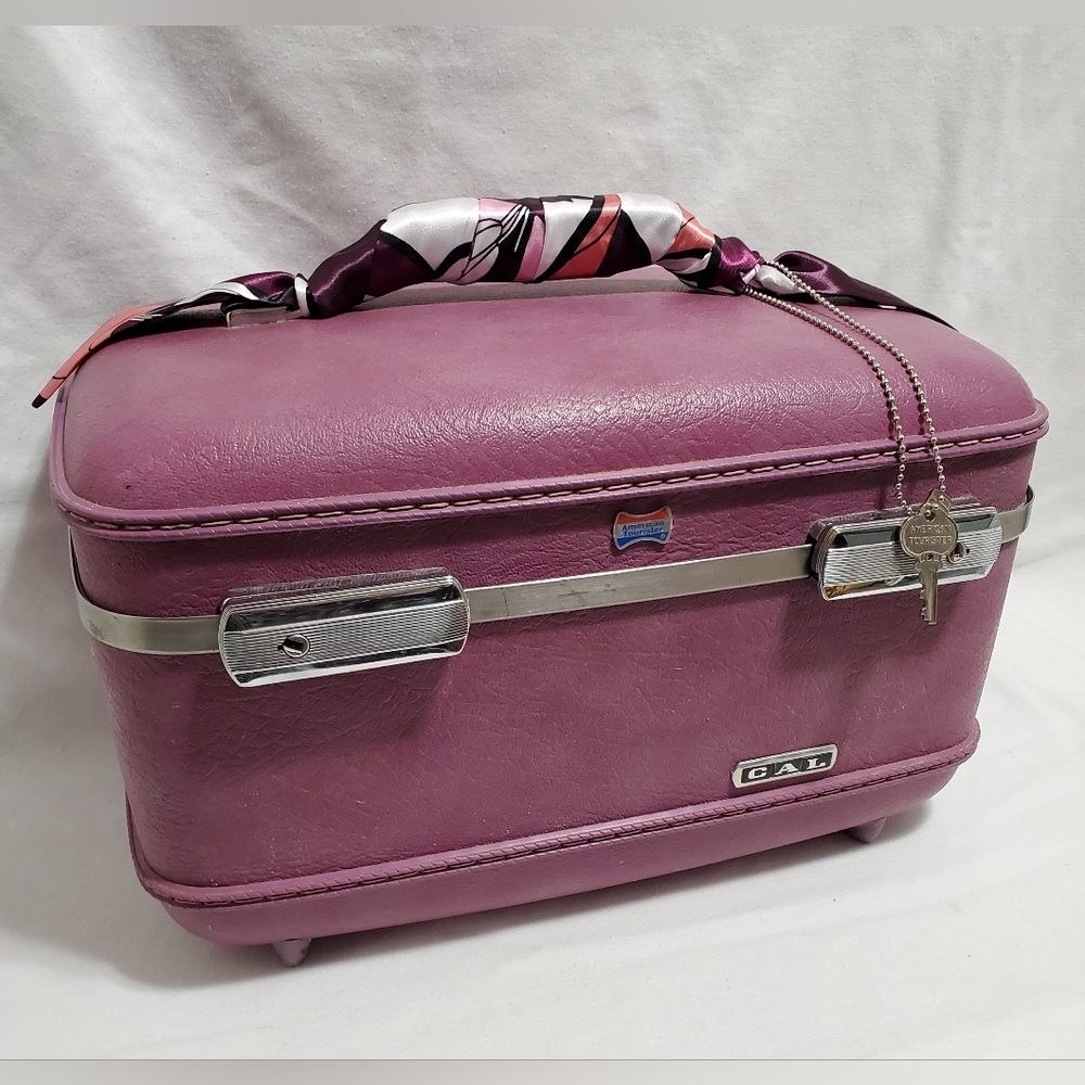 Rare Purple Vintage 1970's American Tourister Train Case